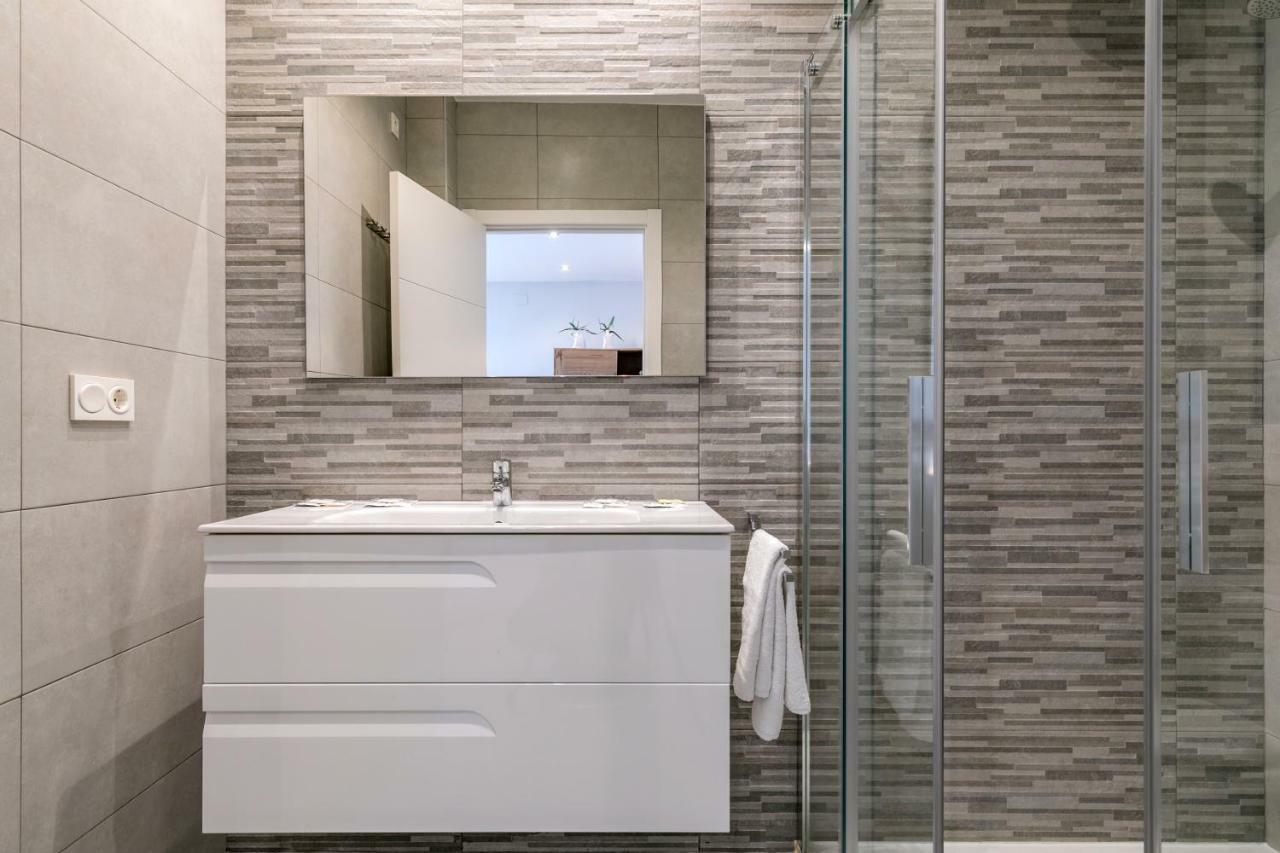 Zurriola Suites2 By Forever Rentals Сан Себастиан Екстериор снимка