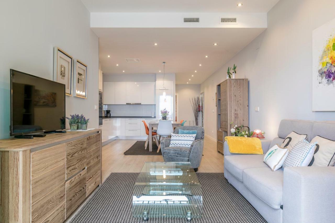 Zurriola Suites2 By Forever Rentals Сан Себастиан Екстериор снимка